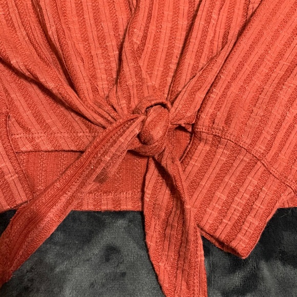 Almost Famous long sleeve - Picture 4 of 4